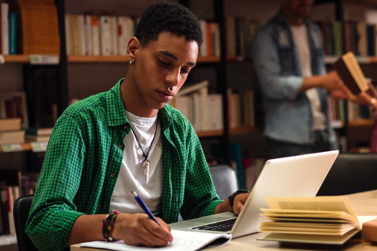 The Best Tech Gadgets for Students in 2025